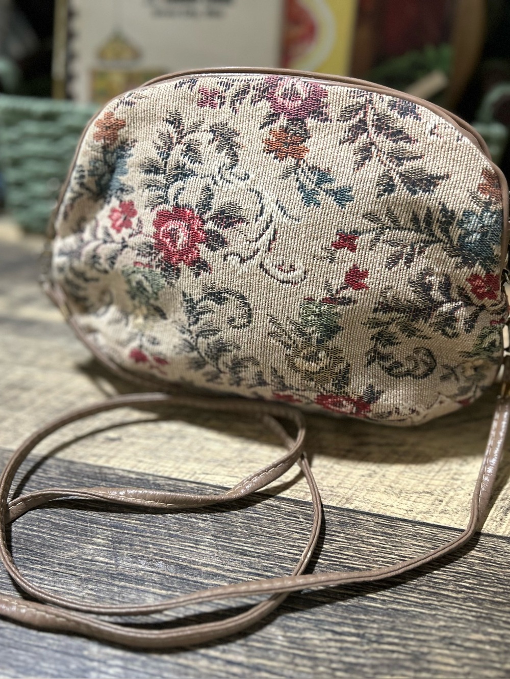 Vintage Floral Tapestry Crossbody Bag - Woven Botanical Shoulder Purse - Cottage